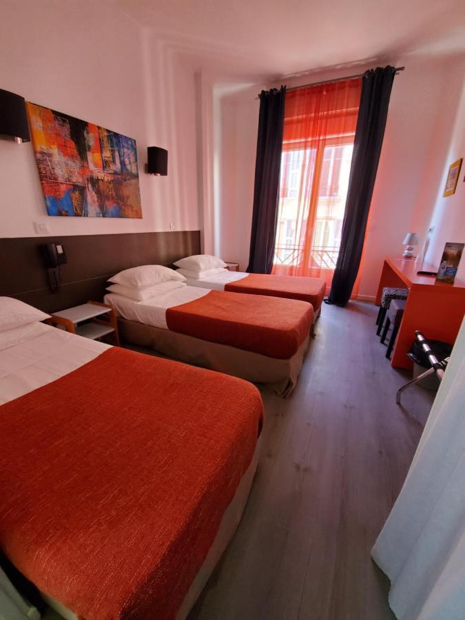 Brit Hotel Colbert Juan-les-Pins Exterior photo